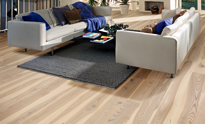 Паркетная доска Kahrs Песочная Ясень Сендвиг Sandvig 151L87AK0VKW220 Lively 2266×187×15 фото в интерьере Паркетная доска Kahrs Песочная Ясень Сендвиг Sandvig 151L87AK0VKW220 Lively 2266×187×15 фото в интерьере